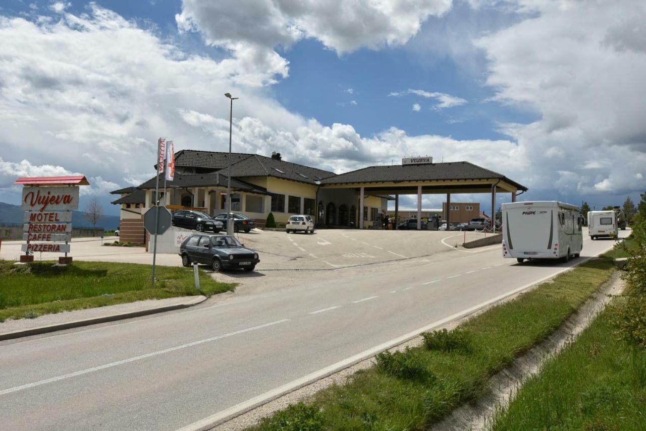 Motel Vujeva Livno Exteriör bild